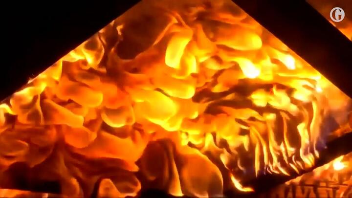 Clip: Biển lửa kinh hoàng nhấn chìm nhà cửa, ô tô ở Hy Lạp