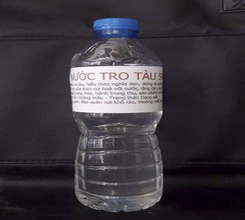 Uống nhầm nước tro tàu làm bánh trung thu, bé gái 3 tuổi bị bỏng thực quản