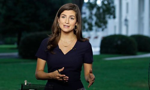 Nhà Trắng cấm cửa nữ phóng viên CNN 'hỏi khó' Trump