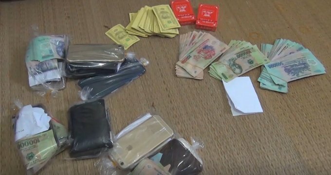 Bắt quả tang sới bạc quy mô lớn núp bóng nhà hàng tiệc cưới