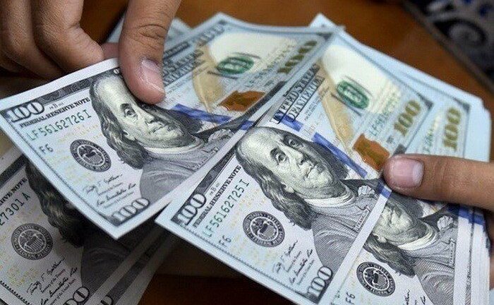 Đồng USD liên tục phá 'đỉnh'