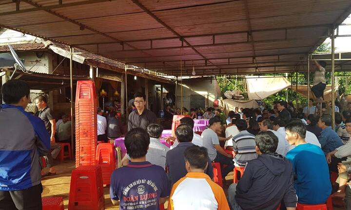 Cán bộ tư pháp ở Đắk Lắk treo cổ tự tử trong vườn cà phê