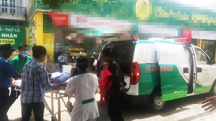 Vỡ thai ngoài tử cung, phòng khám bật báo động đỏ liên viện cứu thai phụ