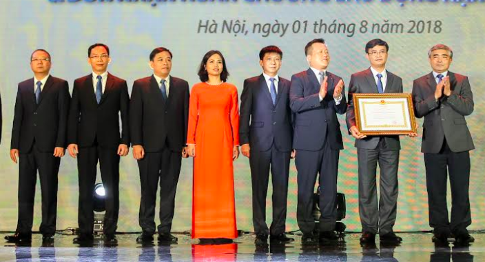 Tổng công ty cổ phần Bảo hiểm Bưu điện nhận Huân chương Lao động hạng Nhất