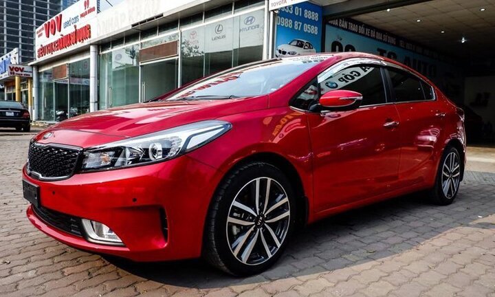 Doanh số ô tô đã qua sử dụng tăng gấp đôi trước tháng cô hồn