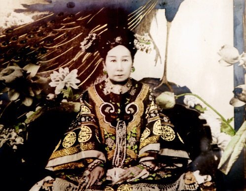 Bí mật khỏe đẹp như gái 30 ở tuổi 70 của Từ Hy Thái hậu