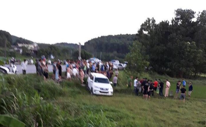 Clip: Cảnh sát nổ súng chặn bắt ô tô ‘điên’ nghi vận chuyển ma túy ở Quảng Ninh