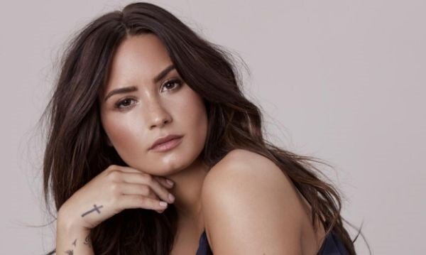Demi Lovato xuất viện, được chuyển đến trung tâm cai nghiện sau 2 tuần sốc ma túy