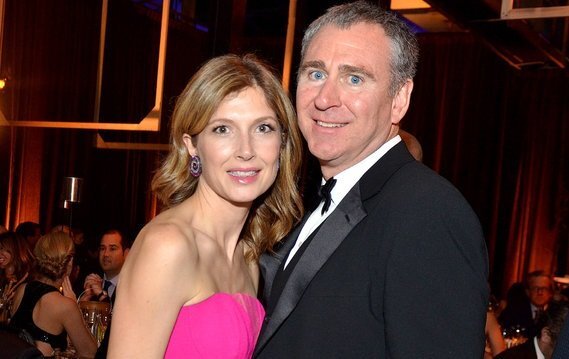 Tỷ phú Mỹ ly hôn: Vợ cũ đòi chu cấp 23 tỷ đồng/tháng để chăm 3 con nhỏ, 4 vú nuôi