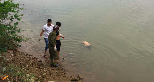 Hai ngày, 3 em nhỏ chết đuối thương tâm ở Nghệ An