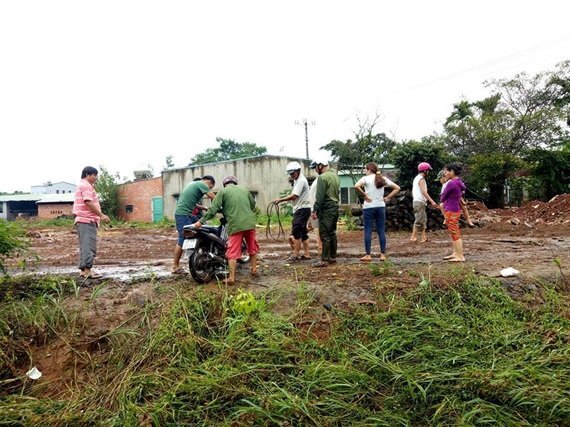 Cố vượt qua dòng nước lũ, nam thanh niên thiệt mạng