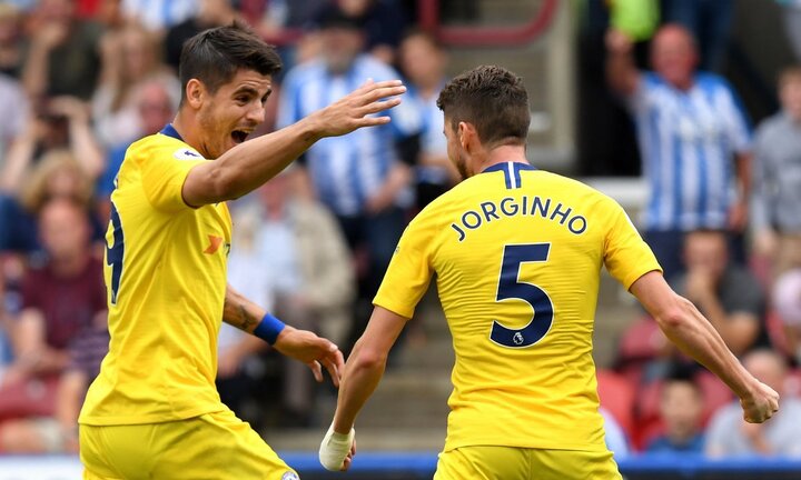 Tân binh lập công, Chelsea thắng tưng bừng trận ra quân