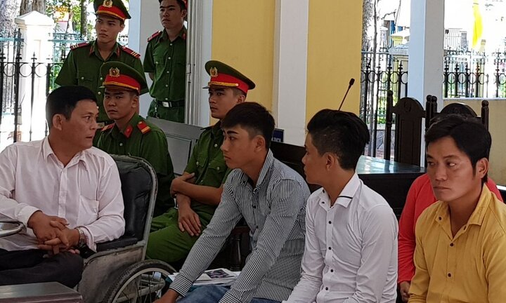 Kháng cáo không thành, người đàn ông ngồi xe lăn ở Sóc Trăng bỏ trốn