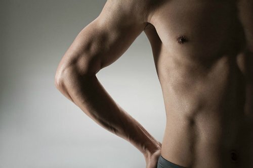4 dấu hiệu ung thư vú ở nam giới