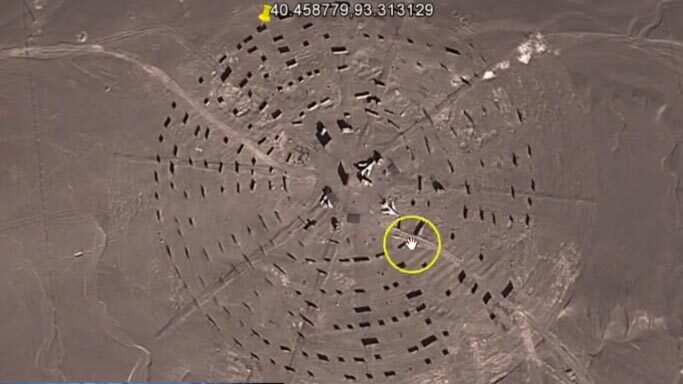 Trung Quốc bị lộ căn cứ quân sự tuyệt mật giữa sa mạc vì Google Earth?