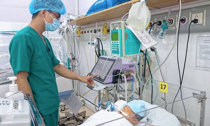 Bé trai 1 ngày tuổi ngưng tim, ngưng thở đột ngột vì căn bệnh di truyền quái ác