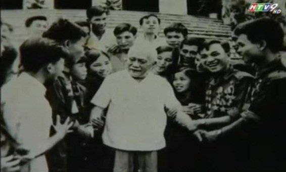 Chủ tịch Tôn Đức Thắng và những câu chuyện còn sống mãi với thời gian