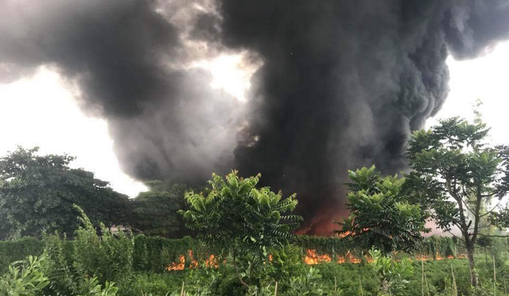 Ảnh: Hiện trường cháy nhà xưởng giáp đại lộ Thăng Long, Hà Nội