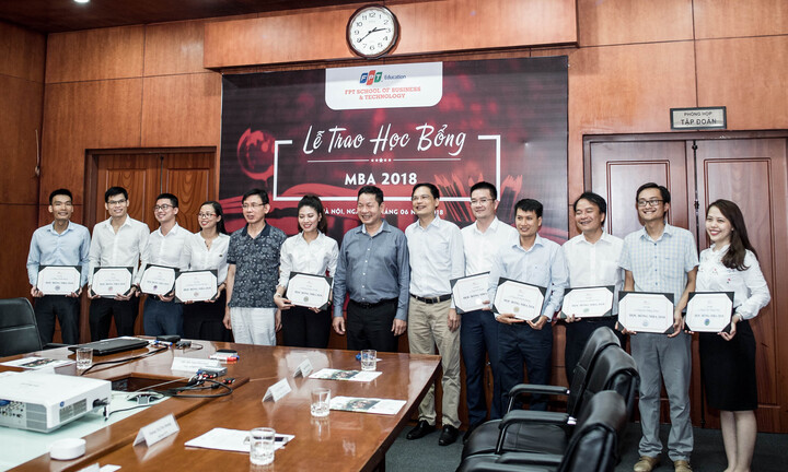 Học bổng 'Truy tìm thủ lĩnh 2018' trị giá hơn 3 tỷ đồng cho 100 cá nhân xuất sắc