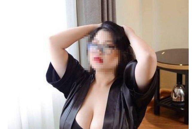 Hình ảnh gây sốc trong ca phẫu thuật thu nhỏ ngực của hotgirl người Hải Dương