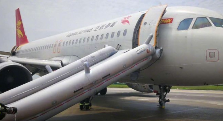 Máy bay Trung Quốc chở 166 người hạ cánh khẩn cấp khi mất hai bánh