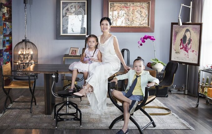 Sau ly hôn, Hồng Nhung và hai con chuyển tới sống trong căn chung cư cao cấp
