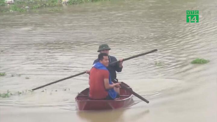 Lũ dâng cao mức báo động, Thanh Hóa cấp tập sơ tán hơn 1.500 hộ dân