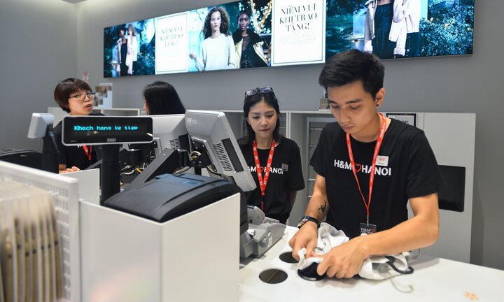 H&M và Zara đang kinh doanh ra sao tại Việt Nam?