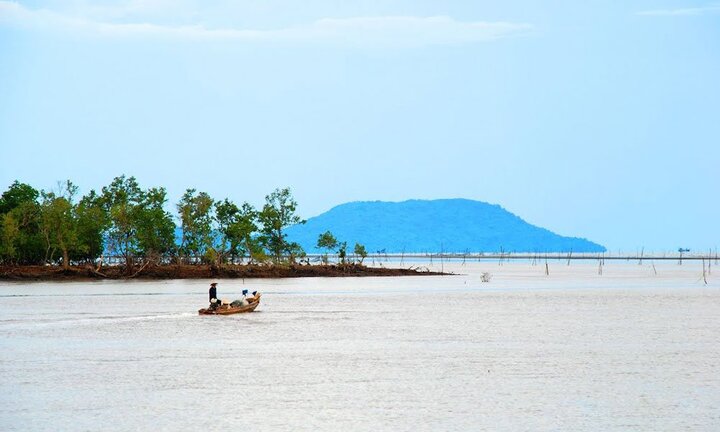 Tìm 3 ngư dân mất tích gần đảo Hòn Khoai