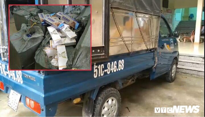 Bị cảnh sát kiểm tra, tài xế vứt xe tải chứa gần 12.000 bao thuốc lá lậu bỏ chạy thoát thân