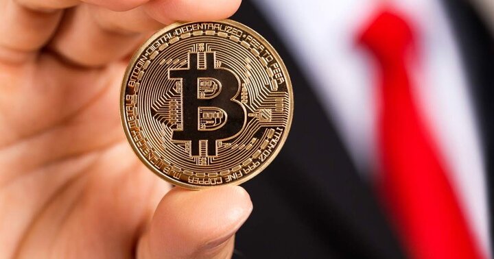 Giá Bitcoin hôm nay 18/9: 'Cá mập' bán ồ ạt, thị trường lao theo chiều thẳng đứng