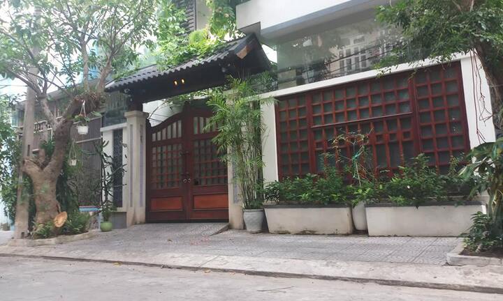 Bộ Công an khám xét nhà và bắt tạm giam nguyên Chánh Văn phòng Thành ủy Đà Nẵng