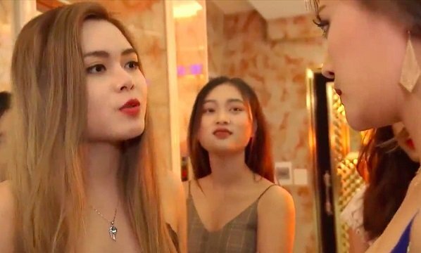 Phương 'cave' phim Quỳnh búp bê: Nghề nào mà chẳng đánh đổi