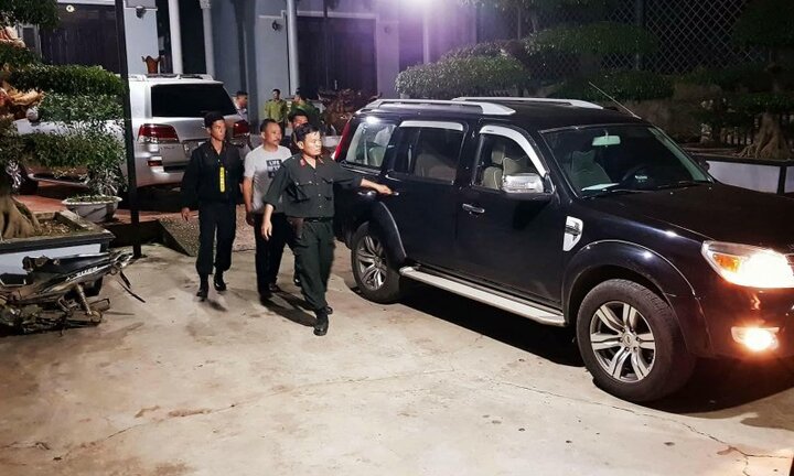 Đội trưởng kiểm lâm ở Đắk Nông tiếp tay cho Phượng 'râu' vận chuyển gỗ lậu