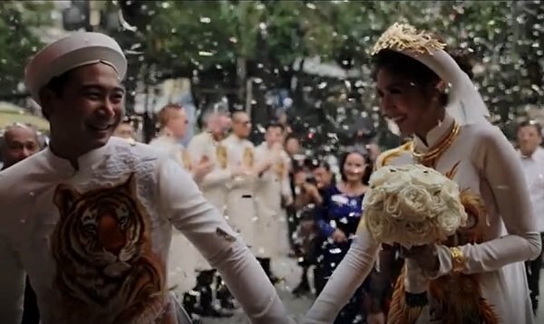 Video: Loạt khoảnh khắc đẹp trong lễ ăn hỏi của Lan Khuê và chồng đại gia