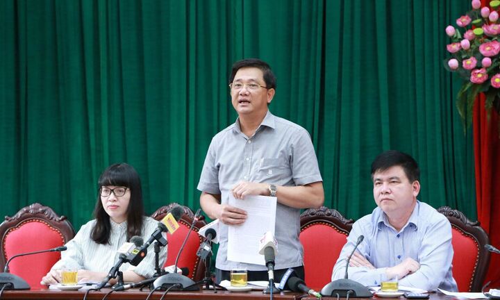Phó Giám đốc Sở GD-ĐT Hà Nội: 'Không có chuyện ép phụ huynh mua sữa học đường'