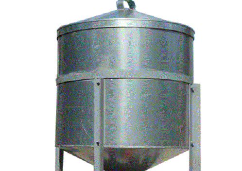 Sáng chế máy cho tôm, cá ăn bán tự động