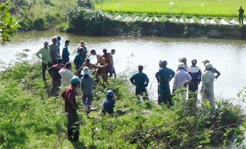 Lội qua suối lúc mưa lớn, 3 người bị nước cuốn trôi ở Gia Lai