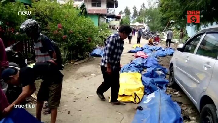 Video: Hỗn loạn tại khu vực động đất ở Indonesia