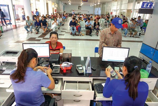 Vé tàu Tết 2019: Mở bán chưa đến 2 ngày đã 'cháy' vé