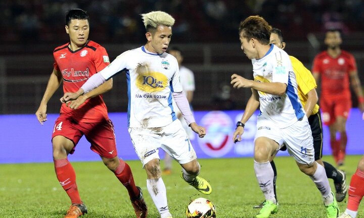 Vắng Công Phượng, HAGL bị cầm chân đáng tiếc ở phố Núi