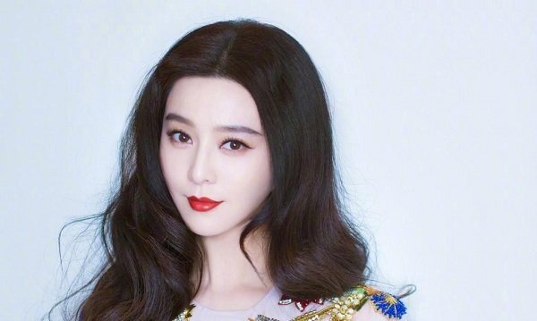 Cư dân mạng phản ứng gay gắt với quyết định xử phạt Phạm Băng Băng: 'Đuổi cô ta khỏi giới giải trí đi'