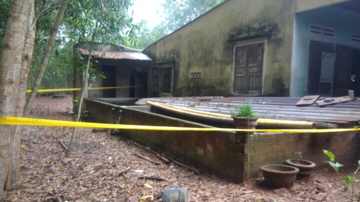 Mẹ bàng hoàng phát hiện con gái 4 tháng tuổi chết trong hồ cá ở Quảng Nam