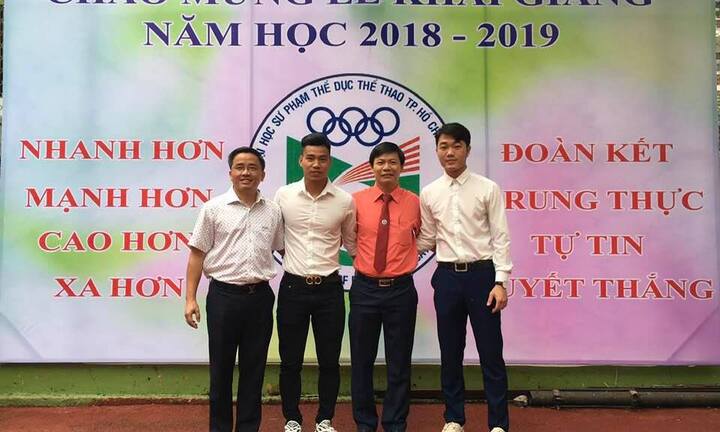 Dàn sao nhà bầu Đức bảnh bao dự khai giảng năm học mới