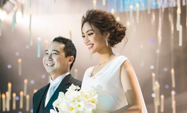 Lan Khuê bức xúc khi clip khoe vũ đạo gợi cảm bên chồng bị chia sẻ trên mạng xã hội