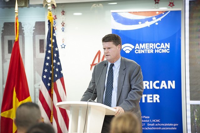 Trợ lý Bộ trưởng Quốc phòng Mỹ sang Việt Nam