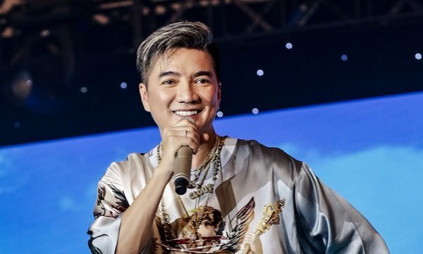 Khách mời gặp sự cố, Đàm Vĩnh Hưng xin lỗi và quyết không tổ chức sinh nhật trong 2 năm