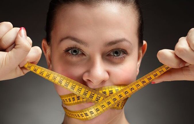 Ngộ nhận nguy hiểm khi nhịn đói đi ngủ để giảm cân