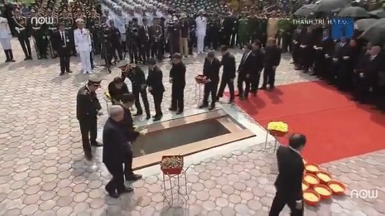 VIDEO Trực tiếp: Lễ an táng nguyên Tổng Bí thư Đỗ Mười tại quê nhà