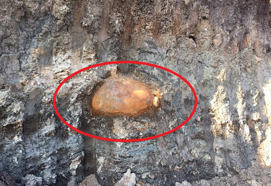 Tháo gỡ quả bom gần 200kg ở Đắk Lắk